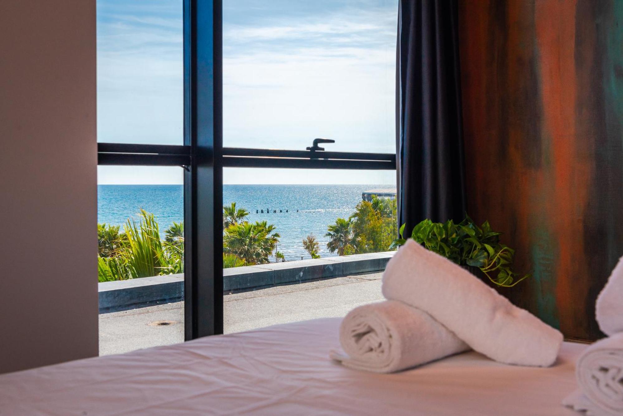 Marina Luxury Suites By Ps Дуррес Экстерьер фото