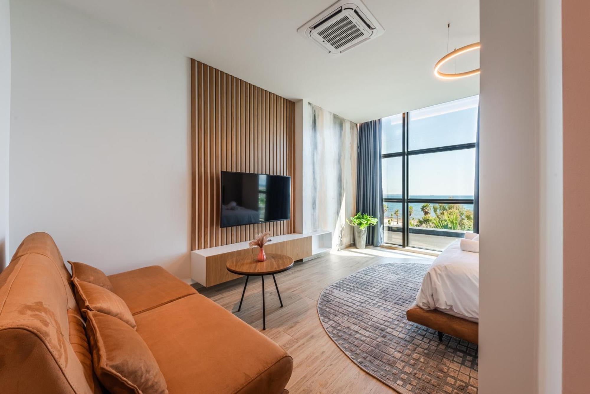 Marina Luxury Suites By Ps Дуррес Экстерьер фото