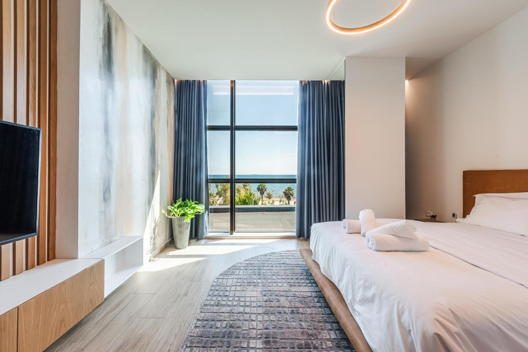 Marina Luxury Suites By Ps Дуррес Экстерьер фото