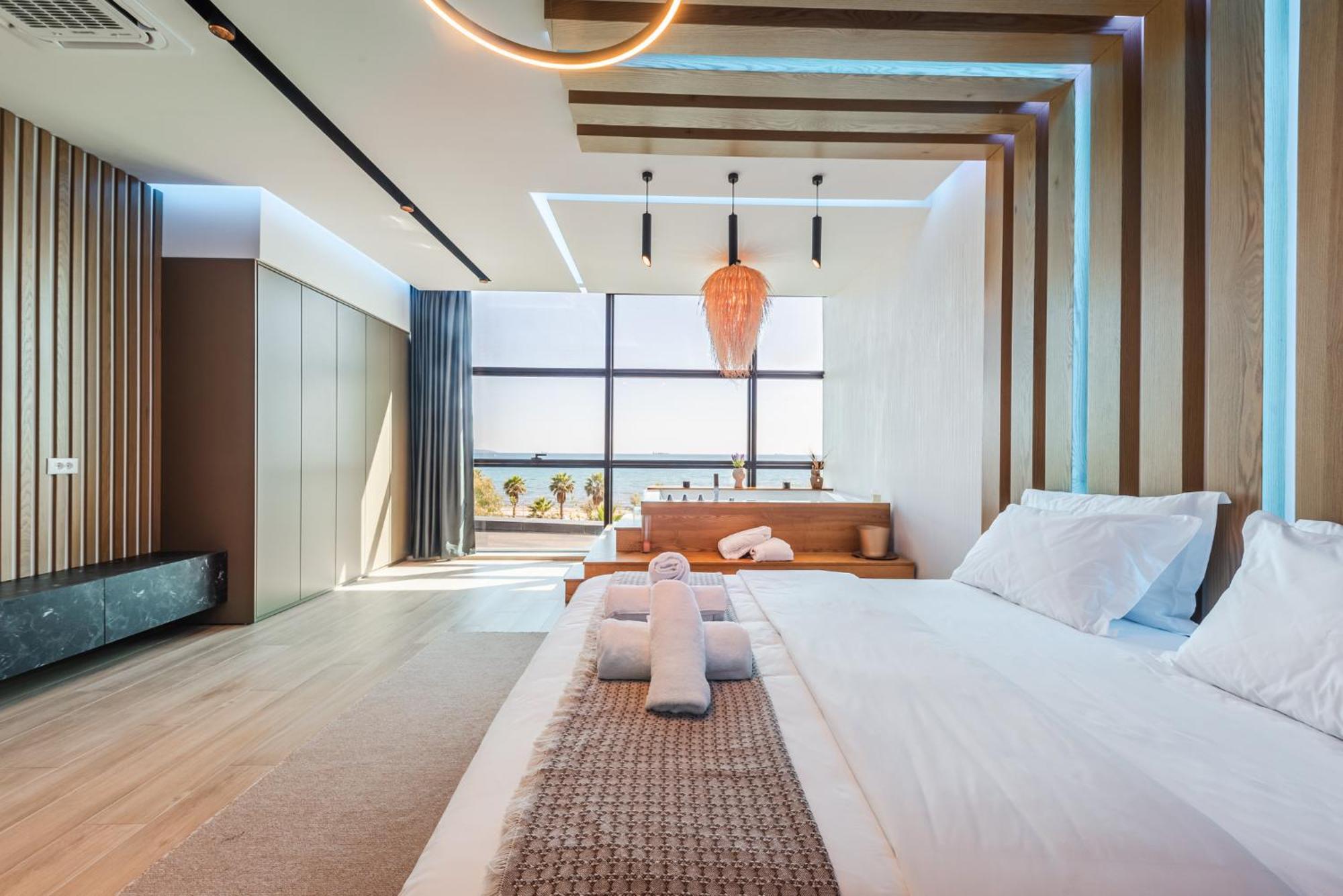 Marina Luxury Suites By Ps Дуррес Экстерьер фото