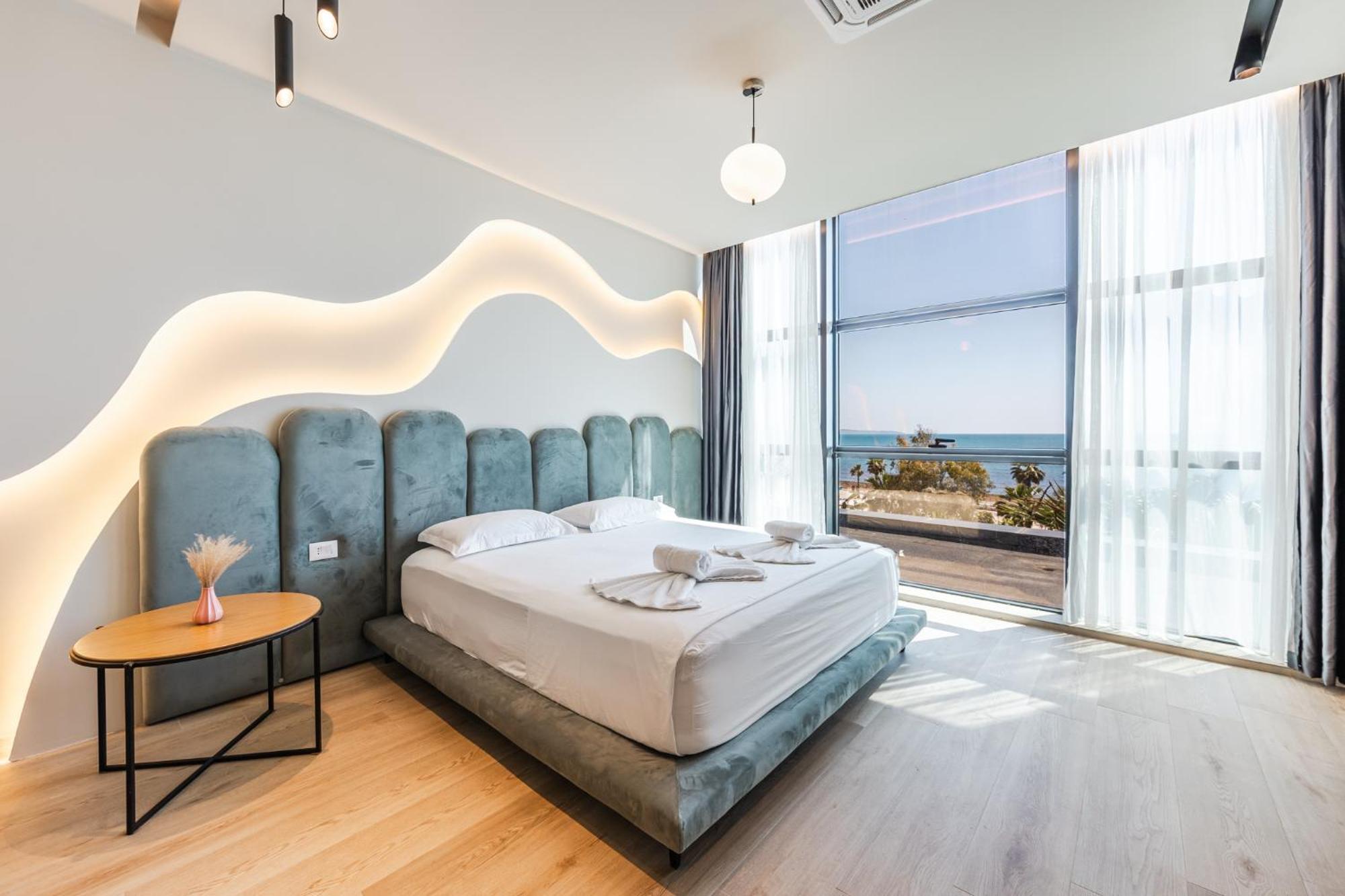 Marina Luxury Suites By Ps Дуррес Экстерьер фото