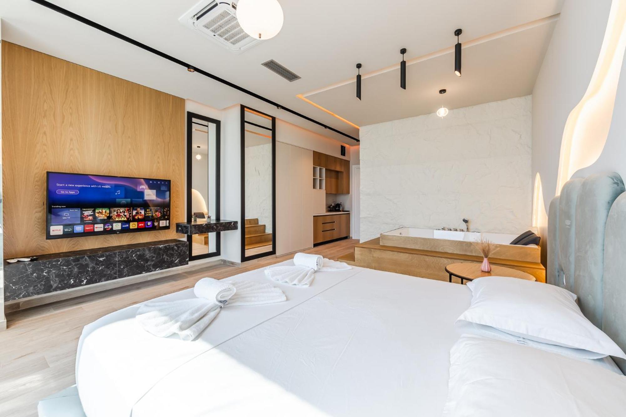 Marina Luxury Suites By Ps Дуррес Экстерьер фото